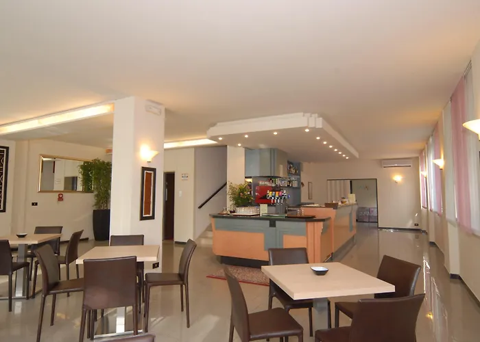 Color Metropolitan Family Hotel Cesenatico